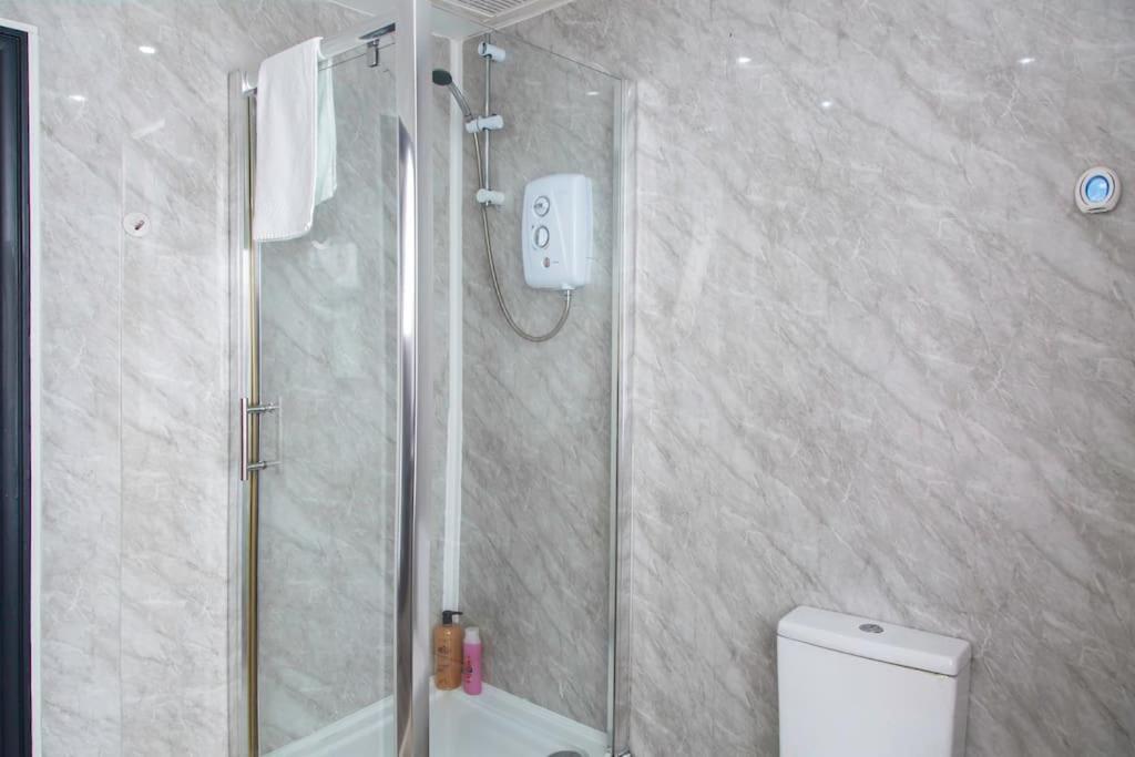 Bootle, Liverpool Modern 1Bed Ft Apartment Exterior photo